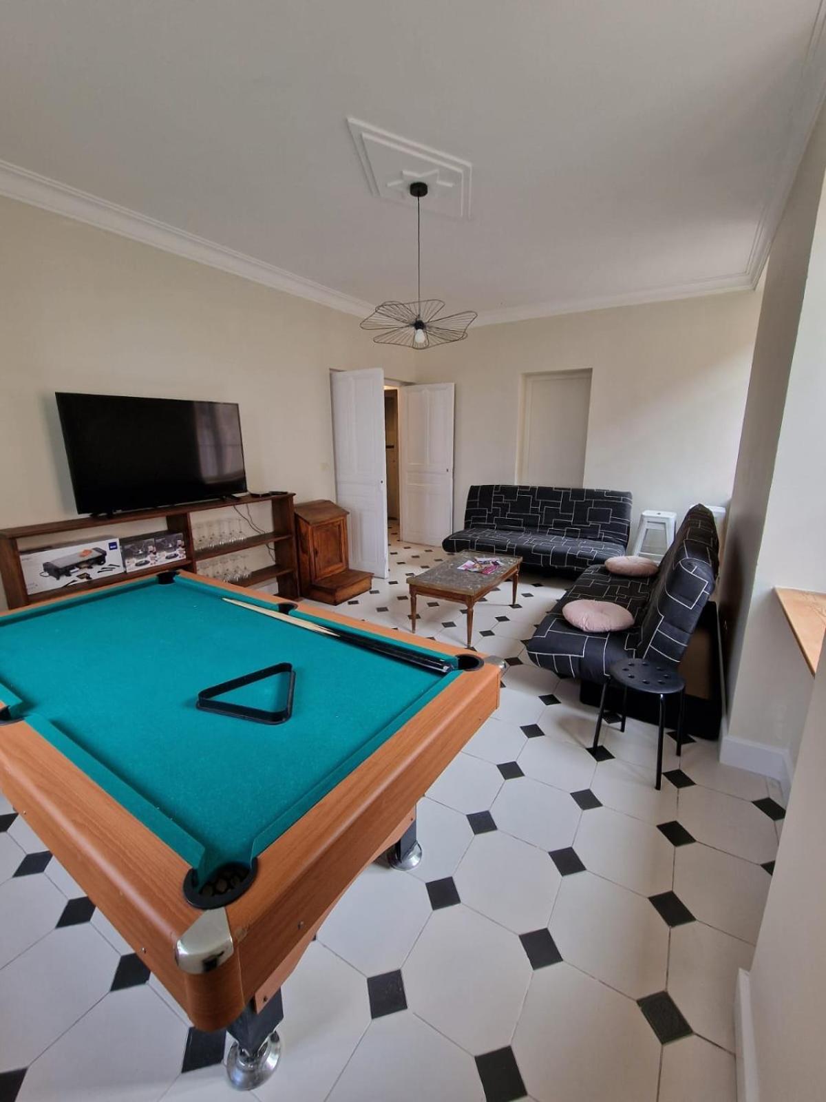 טורנון-סור-רון Grande Maison Meublee Tout Equipe Wifi, Tele, Billard - Demeure De 196 M2 A Tain L'Hermitage - 5 Chambres - 17 Couchages מראה חיצוני תמונה